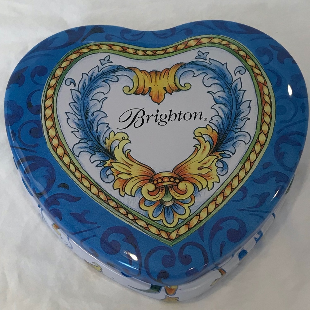 Brighton Tin Set